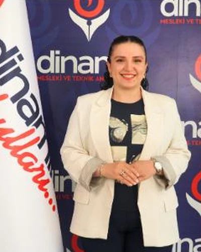 Beyzanur Atsan Güldekal, Matematik Öğretmeni