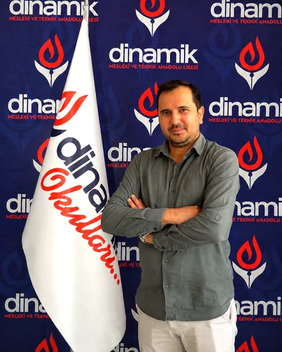 Ercan Altınkap, Fizik Öğretmeni