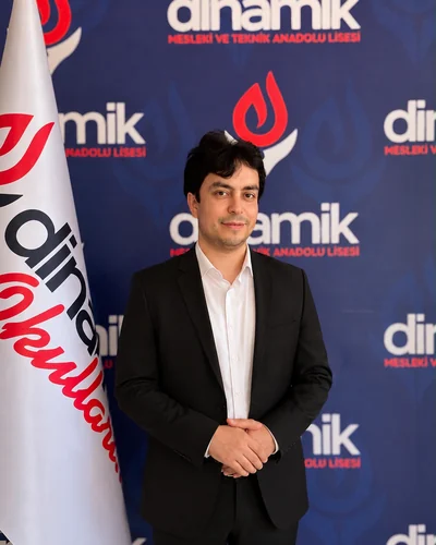 Ferhat Akbulut, Elektrik-Elektronik Teknolojileri Öğretmeni