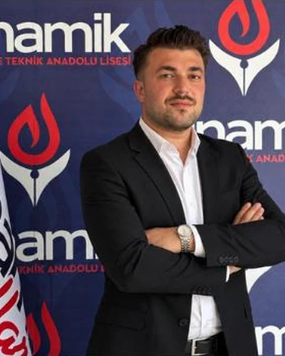 Mustafa İrfan Kütük, Türk Dili ve Edebiyatı Öğretmeni