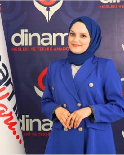 Sümeyye Bektaş, Türk Dili ve Edebiyatı Öğretmeni