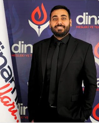 Tuncay Erdinli, Tarih Öğretmeni